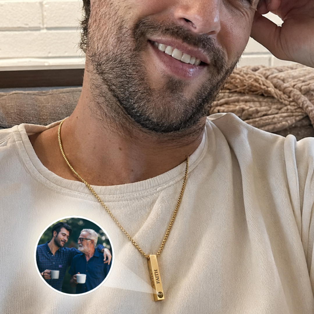 Personalized Photo and Engraving Necklace Bar